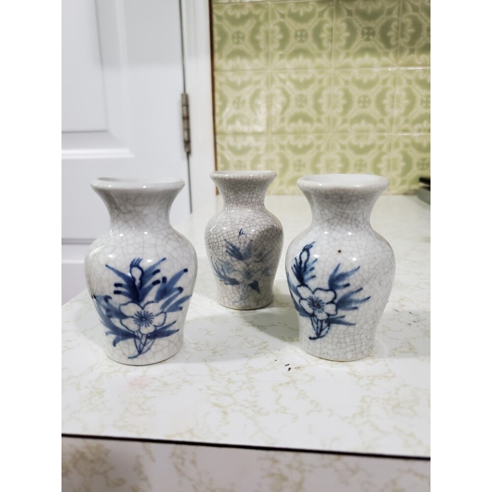 Miniature 3" Porcelain Crackle Finish Pottery Ceramic Vase with Blue Floral (3)